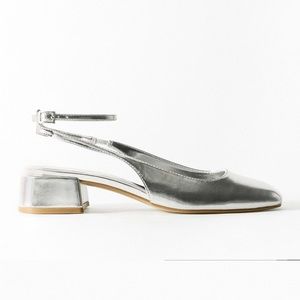 ZARA SILVER METALLIC SANDALS